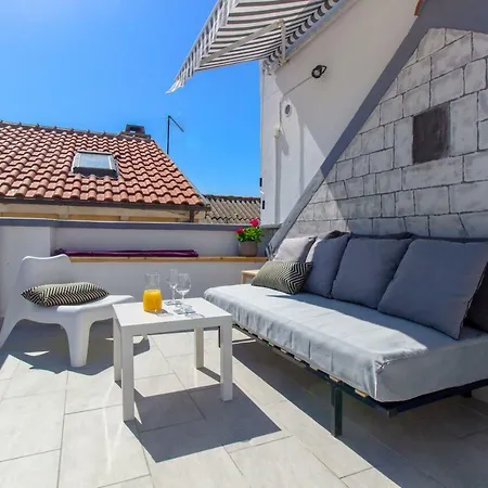 Apartment Betina Inn * Betina (Sibenik-Knin)