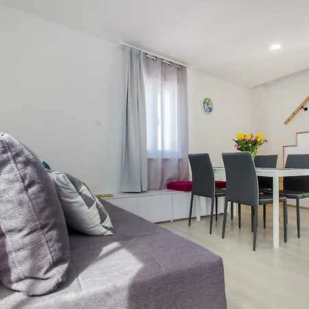 Apartment Betina Inn