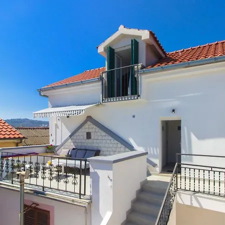 Apartment Betina Inn