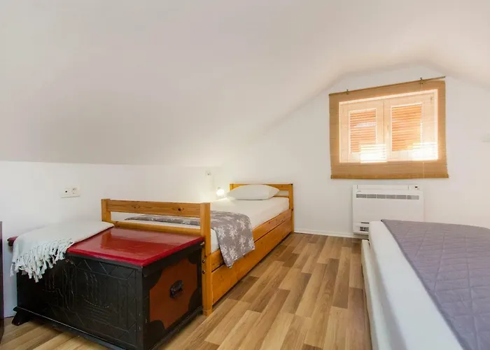 Apartment Betina Inn * Betina (Sibenik-Knin)